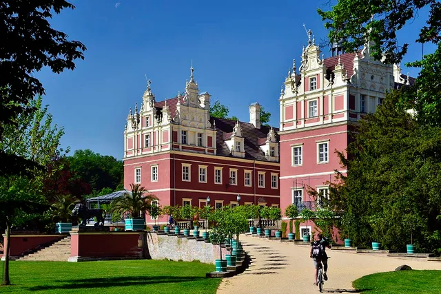 Fürst-Pückler-Park Bad Muskau mit Neuem Schloss