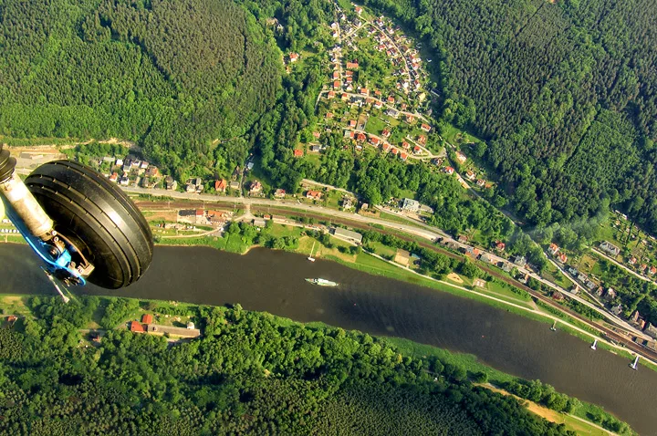 Rundflug Flugplatz Pirna