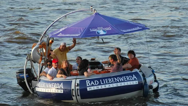 Grillboot Tour After Work in Dresden
