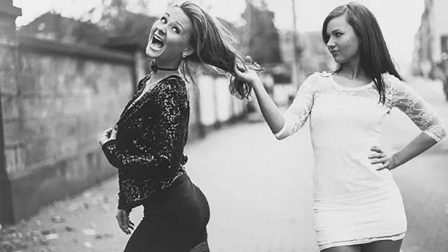 Lifestyle Fotoshooting für beste Freundinnen in Dresden