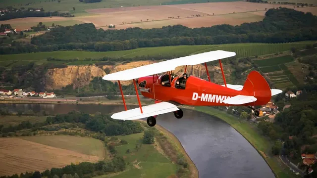 Firmenevent Rundflug im offenen Doppeldecker