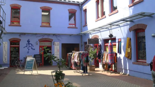 Rundgang mit Cocktailkurs in Dresden Neustadt