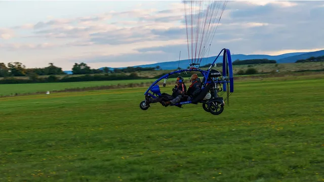 Motorisierter Gleitschirm Trike Rundflug über Dresden