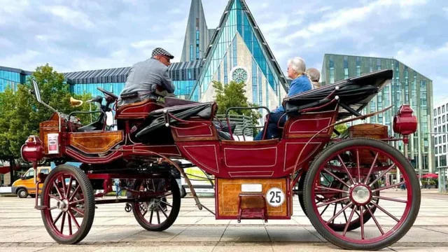 Exklusive Rundfahrt mit der elektrischen Kutsche in Leipzig