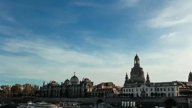 Bootstour in Dresden - Weinfahrt