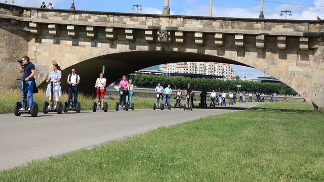 Segway Tour in Dresden - Elbradweg Panorama